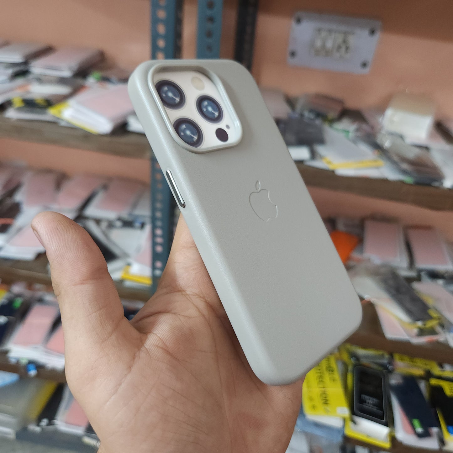 iPhone 15 Pro Leather Case with Magsafe