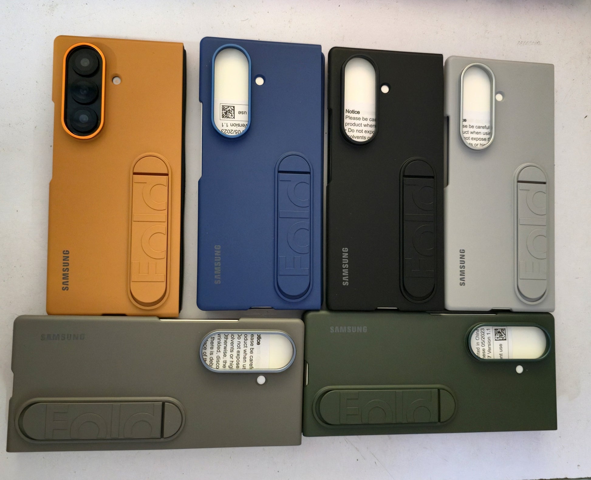 Samsung Z Fold7 Silicon Case Kickstand with Logo - Black