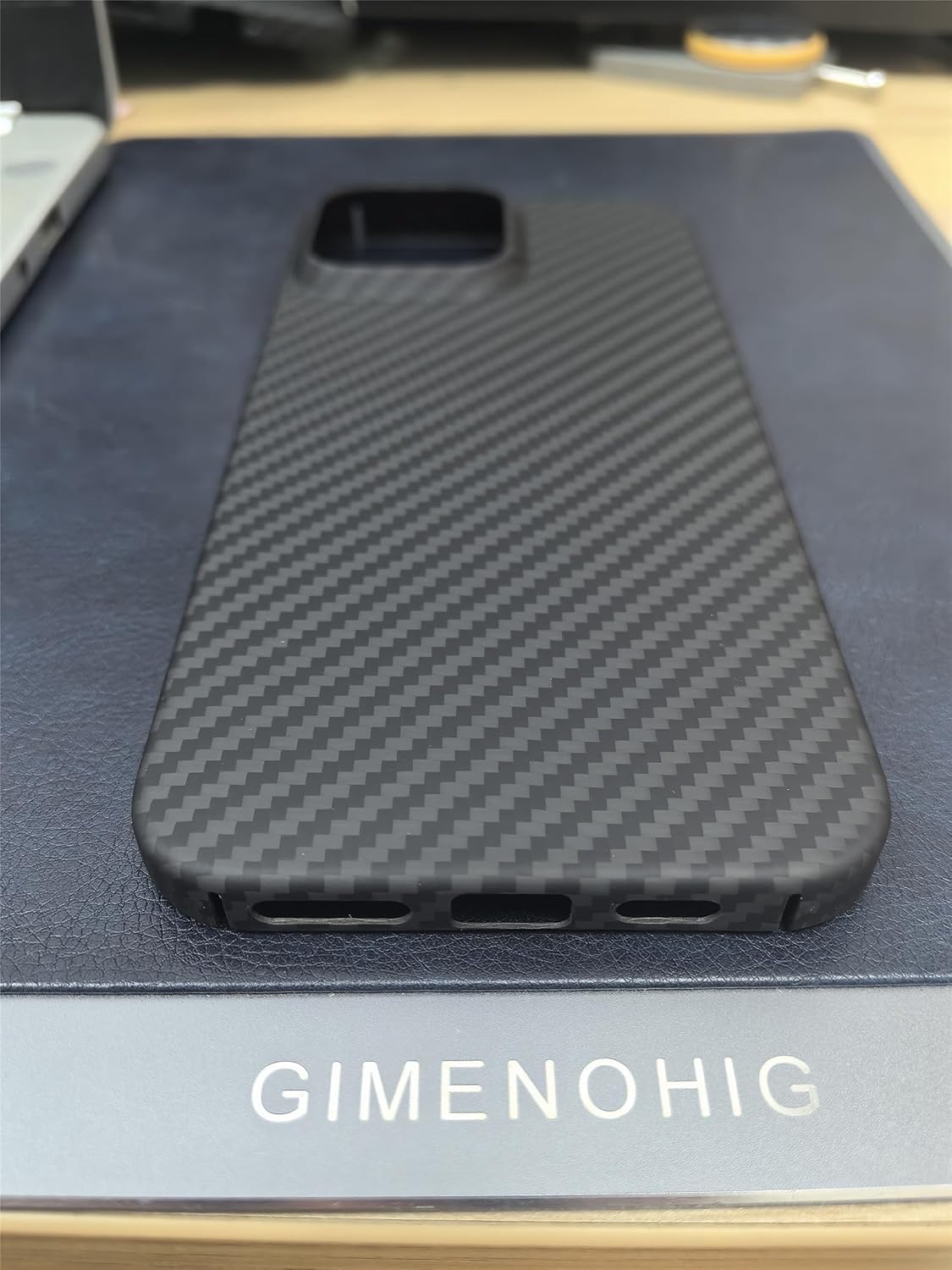 iPhone 16 Pro Super Slim Carbon Fiber Texture Anti - Fingerprint Hard Case - Black