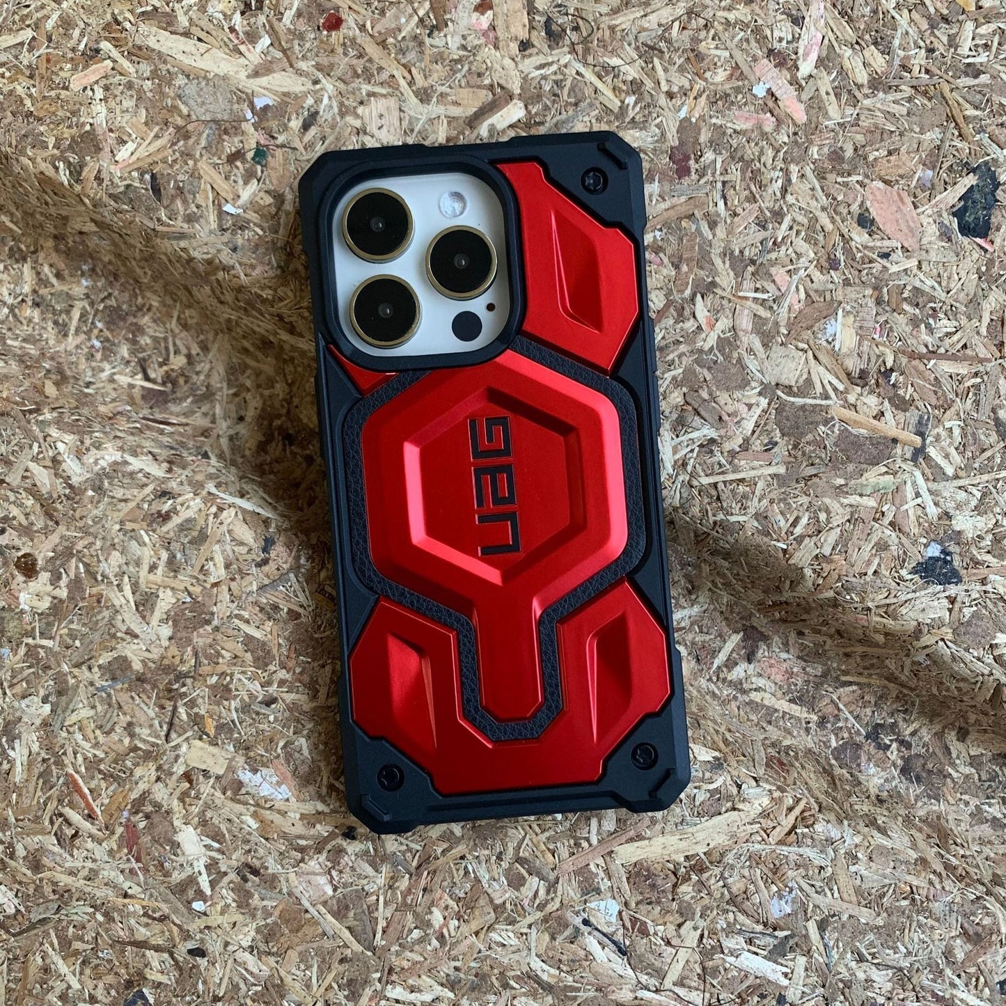 iPhone 14 UAG Monarch Pro MagSafe Slim Fit Rugged Protective Case