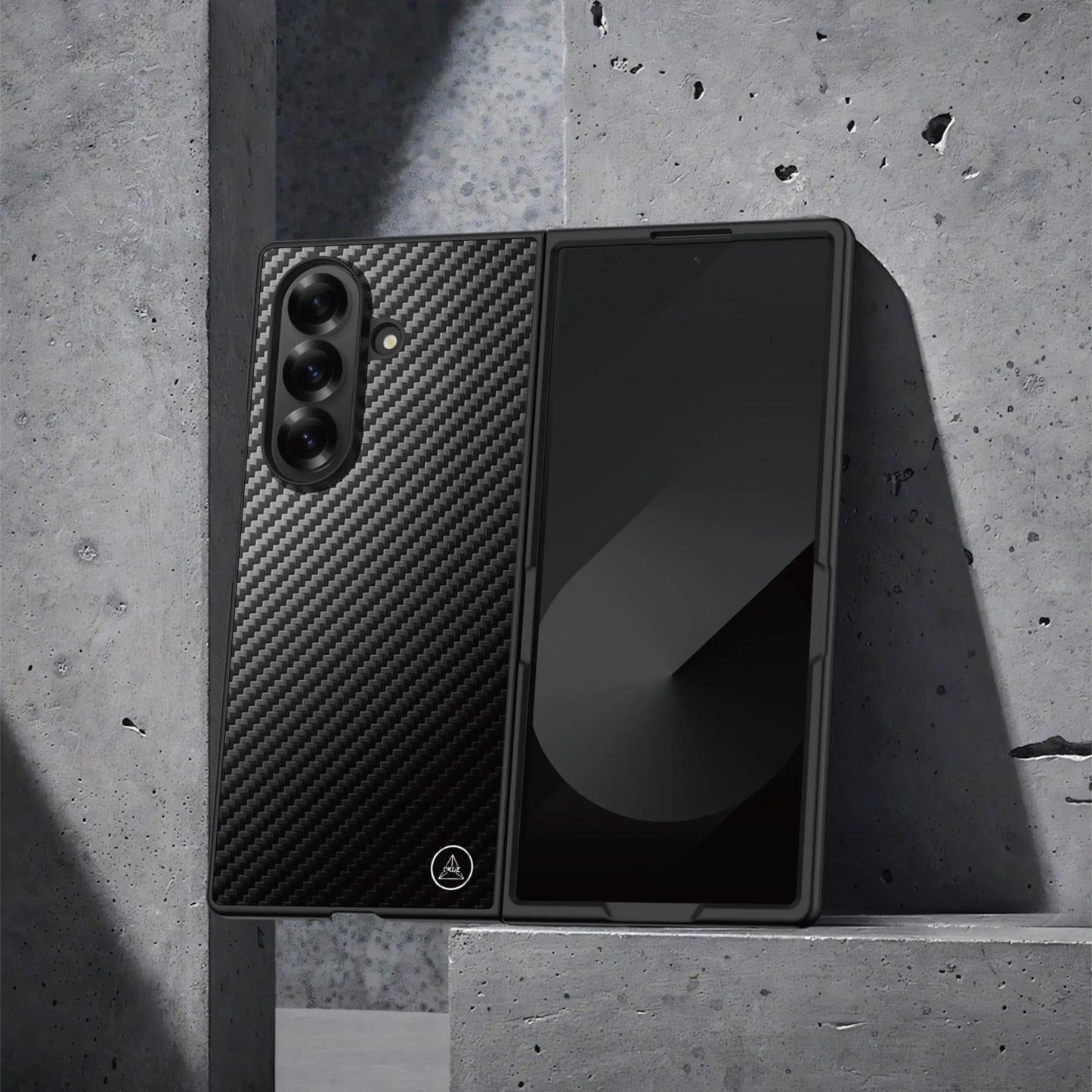 Samsung Galaxy Fold7 Carbon Case Matte Finish Eclipse Series Back Cover - Black