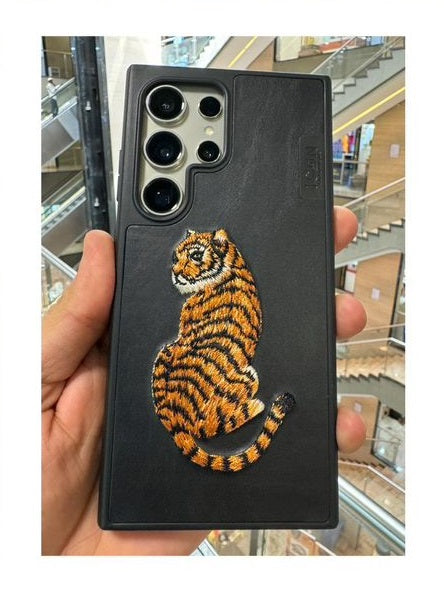 Samsung Galaxy S24 Ultra Embroidery Animal Series Original Leather Case /Snow Leopard Grey