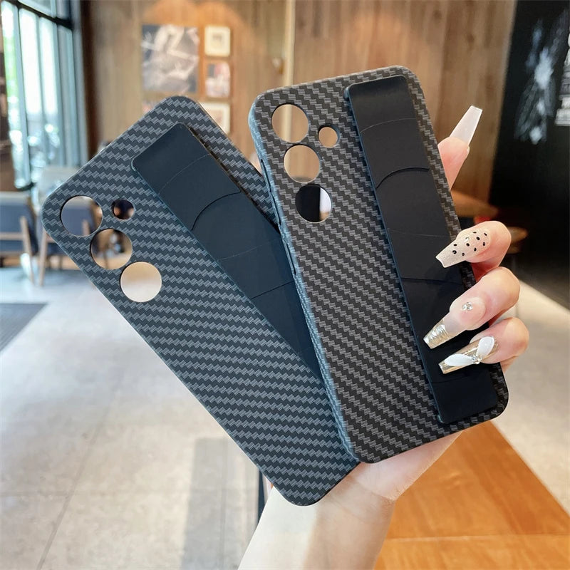 Samsung Galaxy S24 Ultra Texture Carbon Fiber Case PC Hard Case with Silicon Grip Wrist Strap - Black