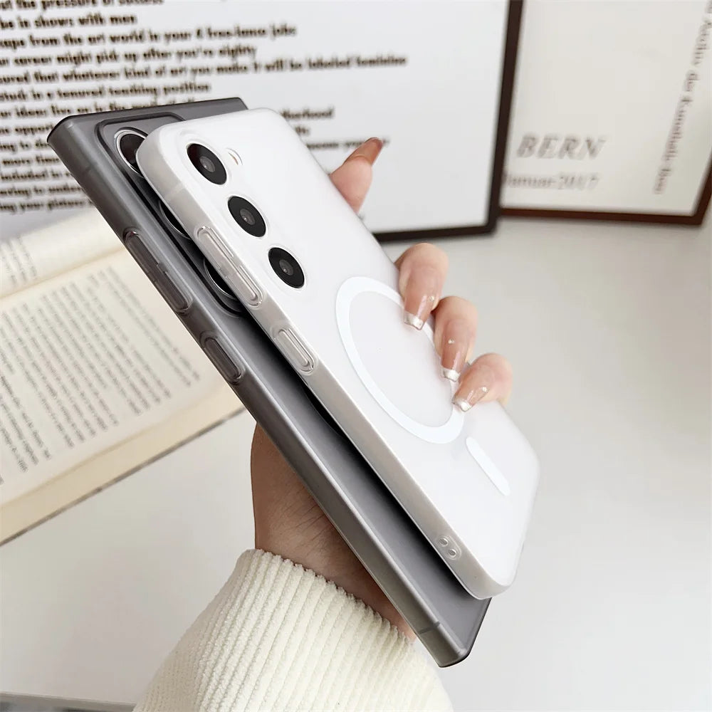 Samsung Galaxy S22 Ultra Super Slim 0.2MM Smoky Case with Magsafe