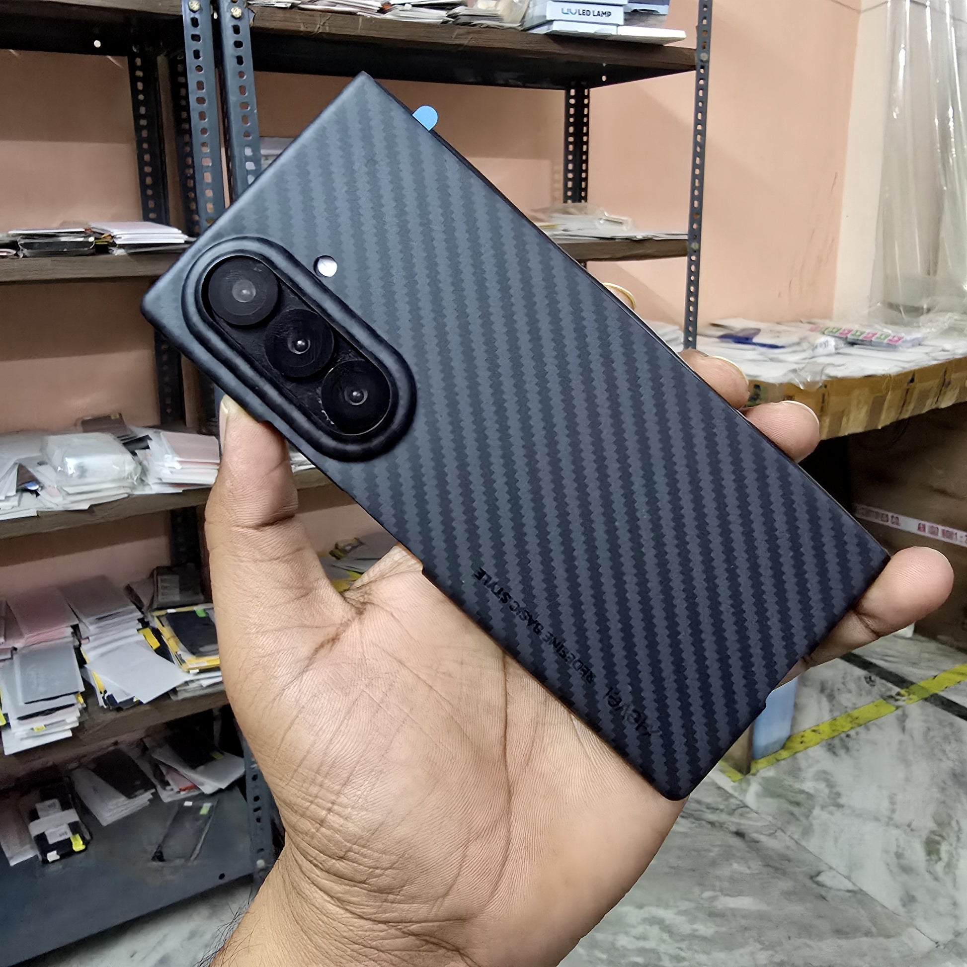 Samsung Galaxy Z Fold7 Carbon Case, 0.6mm Thin Carbon Fiber Kevlar Case - Black