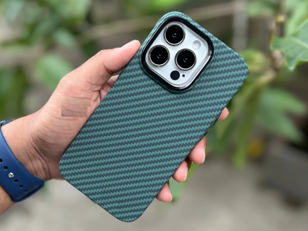 iPhone 13 Pro Carbon Fiber  Real Aramid Kevilar Case