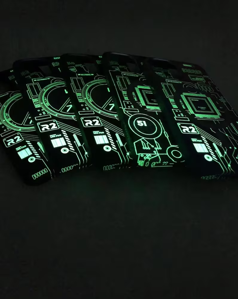 iPhone 15 Pro Max Night Glow Case Futuristic Tech Design with Magsagfe - Blue
