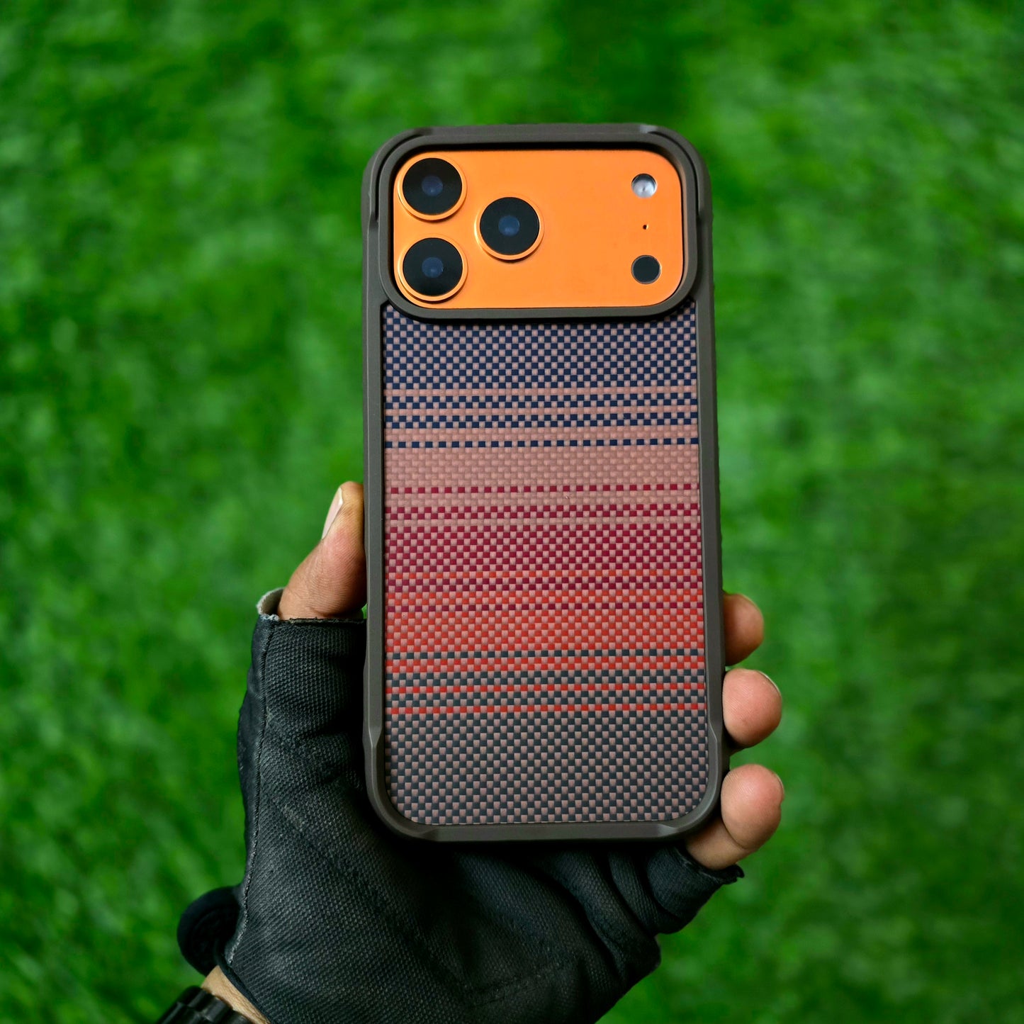 iPhone 17 Pro Aramid Carbon Fiber Texture 0.8mm Thin Cover with Magsafe - Brown