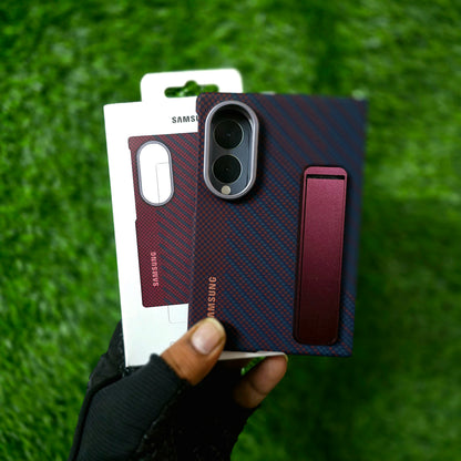 Samsung Z Fold8 Carbon Standing Case, 0.8mm Slim Carbon Fiber Cover with Magsafe and Kickstand - Wine