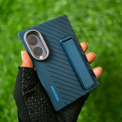 Samsung Z Fold8 Carbon Standing Case, 0.8mm Slim Carbon Fiber Cover with Magsafe and Kickstand - Blue