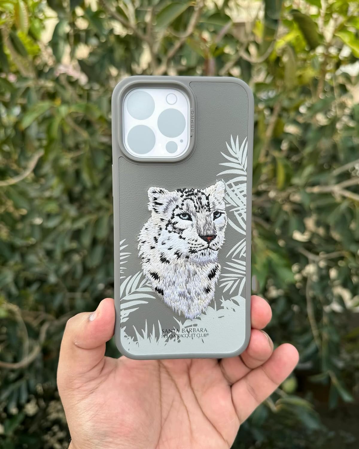 iPhone 15 Plus Santa Barbara Snow Leopard Embroidery Case Cover - Grey/Black