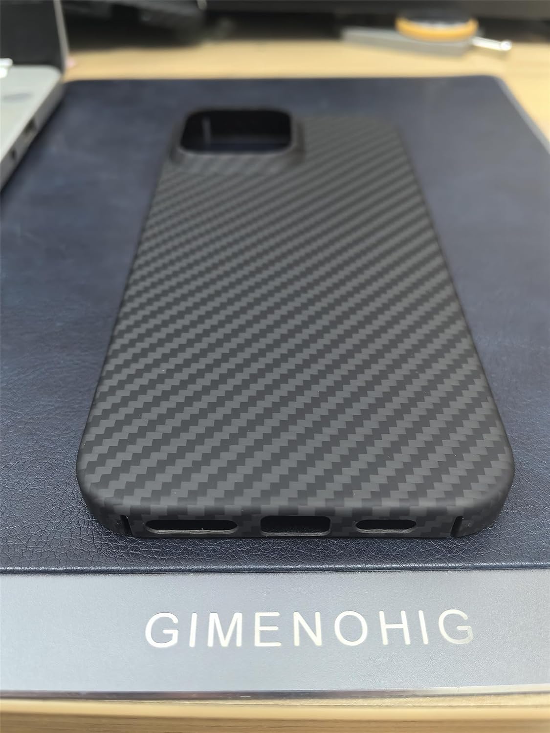 iPhone 16 Pro Super Slim Carbon Fiber Texture Anti - Fingerprint Hard Case - Black