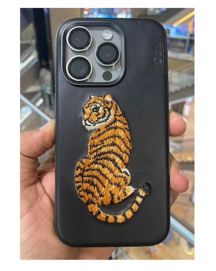 iPhone 15 3D Embroidery Animal Series Original Leather Case / Leopard Black