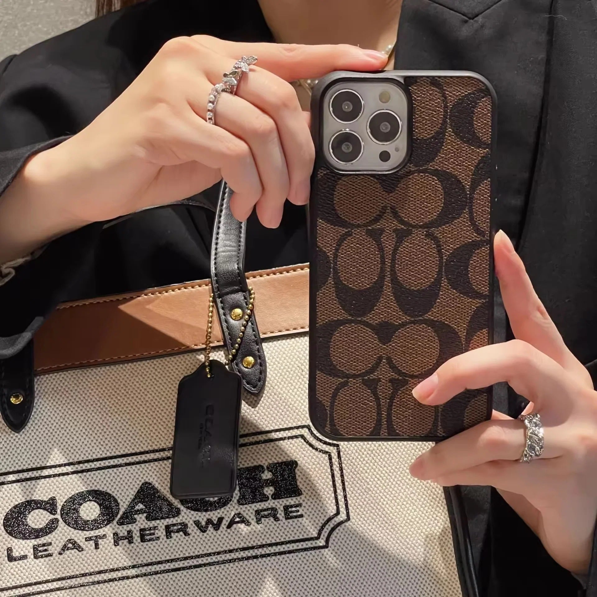 iPhone 17 Luxury Leather, Vintage Art Coach Leather Case - Coffee Brown