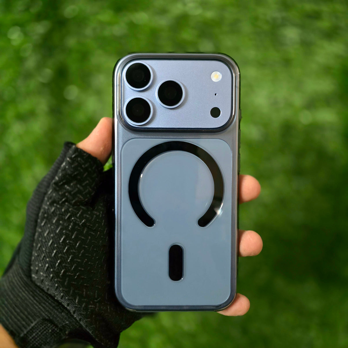 iPhone 18 Pro Crystal Clear Semi-Transparent Case Shockproof Cover with Strong N52 Magnetic Magsafe Case - Black