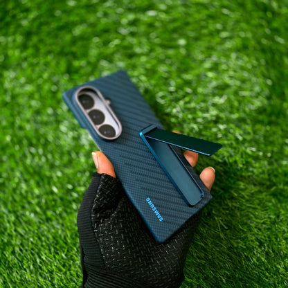 Samsung Z Fold8 Ultra Carbon Standing Case, 0.8mm Slim Carbon Fiber Cover with Magsafe and Kickstand - Blue