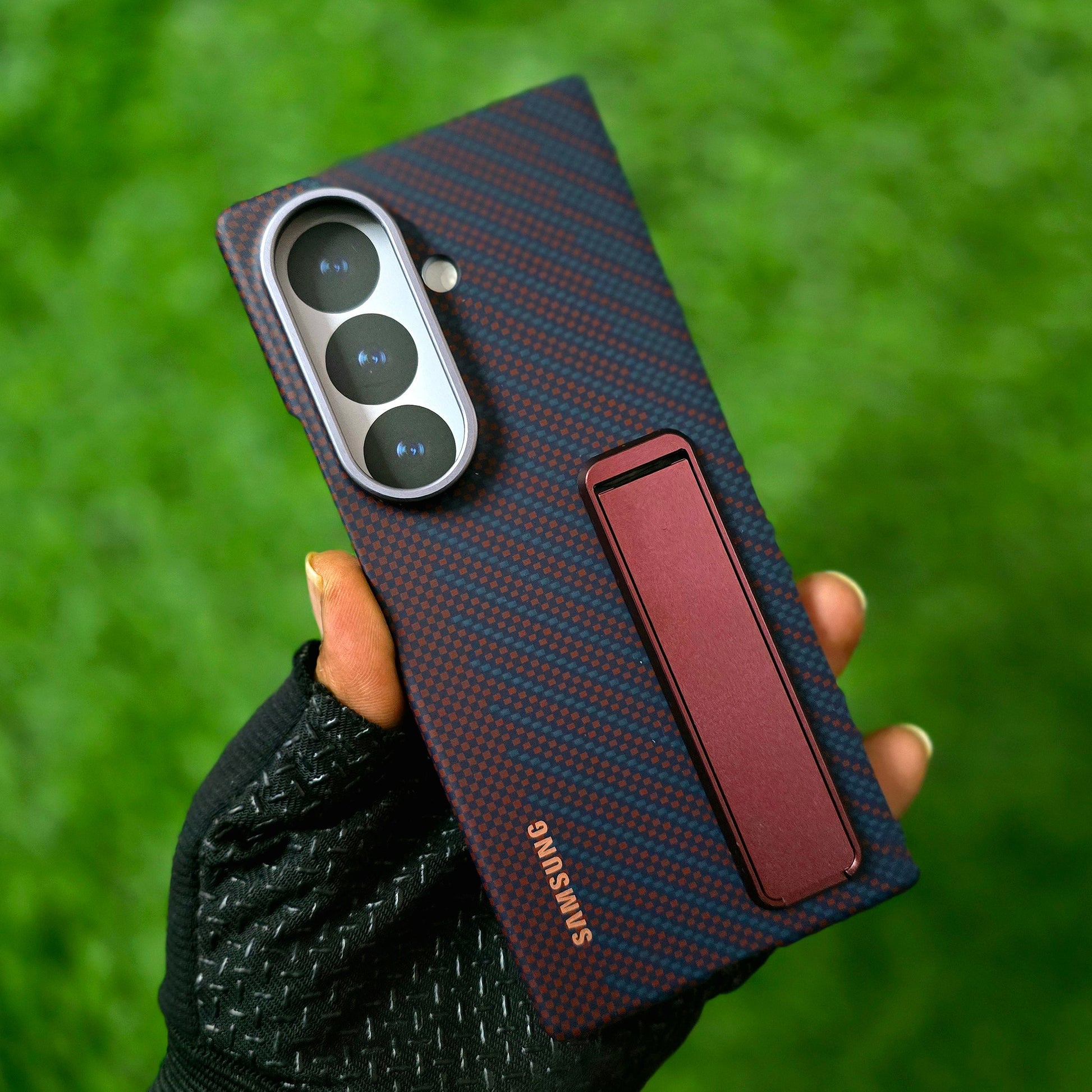 Samsung Z Fold8 Ultra Carbon Standing Case, 0.8mm Slim Carbon Fiber Cover with Magsafe and Kickstand - Wine