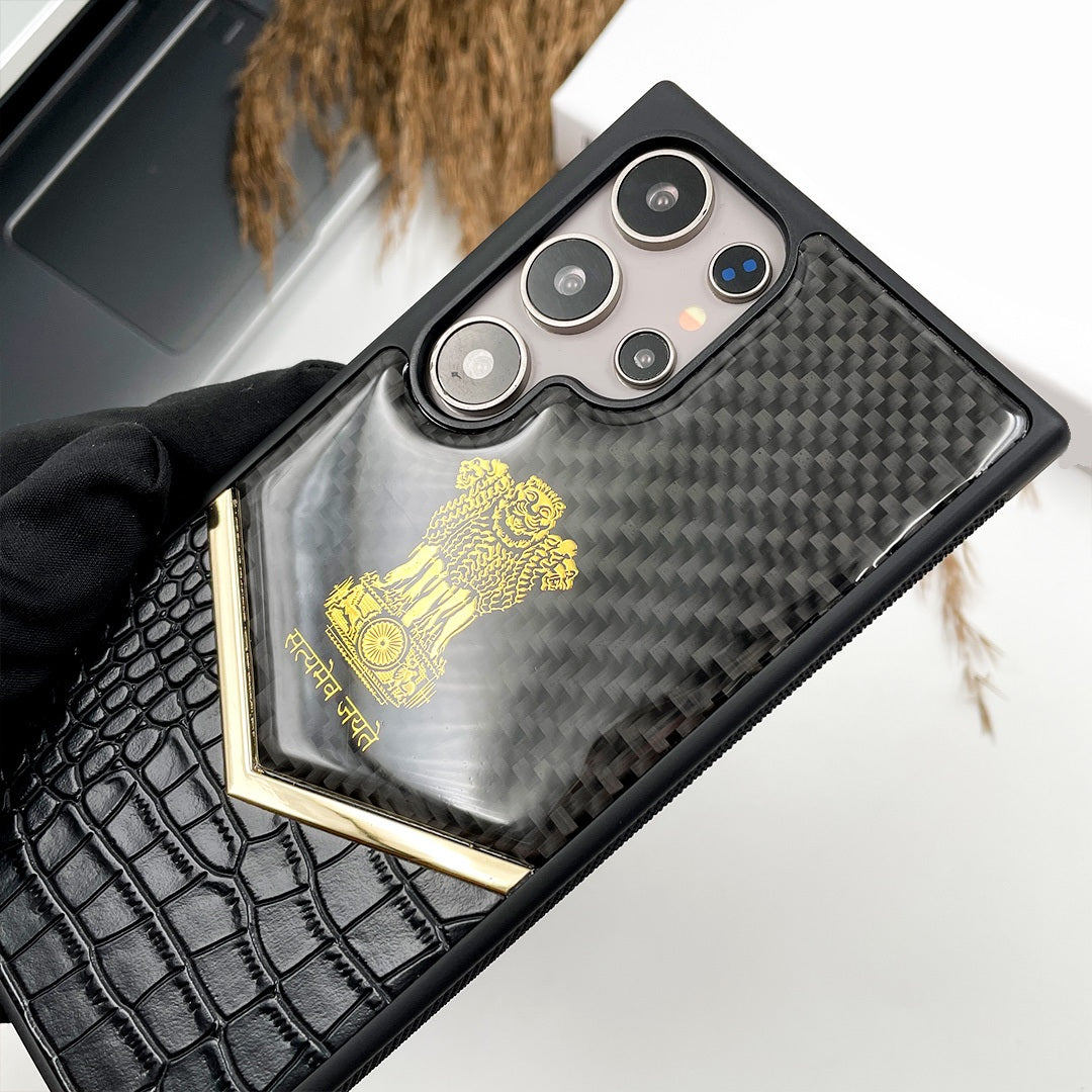 Samsung Galaxy S25 Ultra "Satyamev Jayate" Crock & Carbon Pattern Printed Logo Leather Case - Gold
