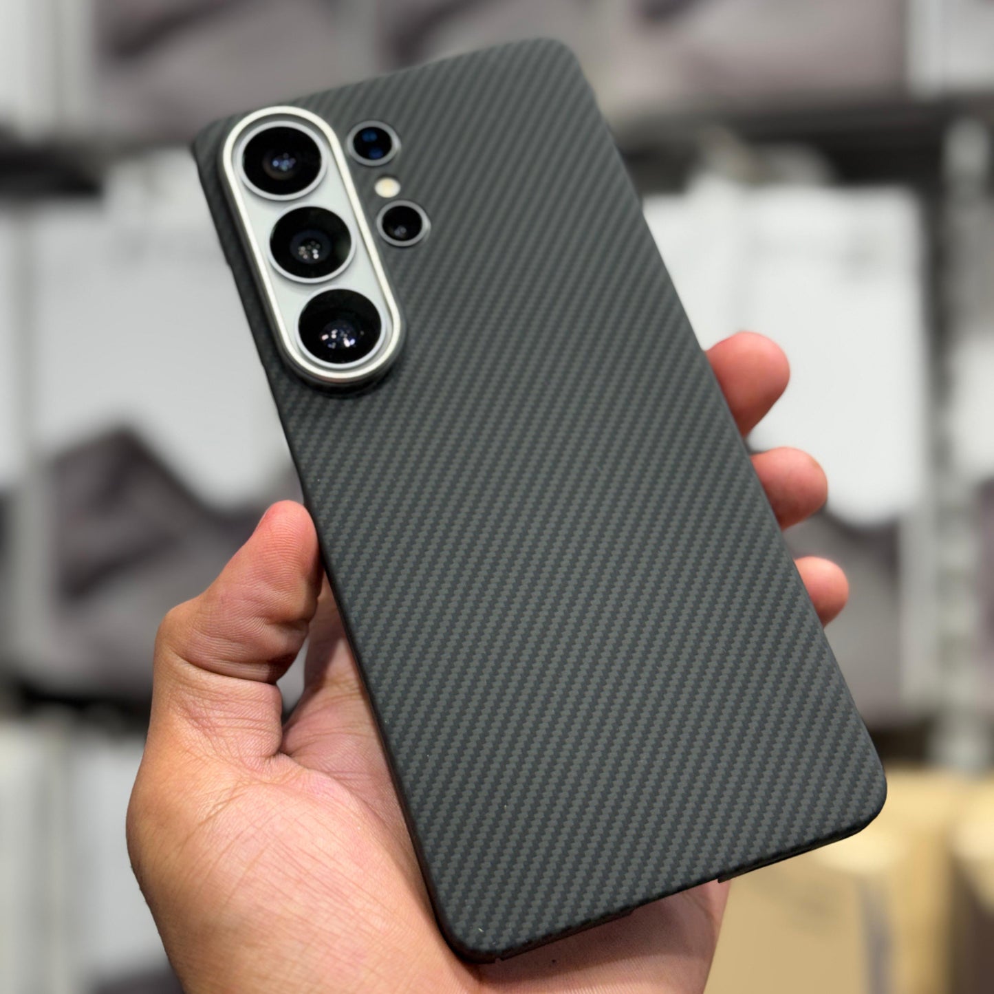 ELEFCASES Samsung S26 Ultra Carbon fiber cover with masgafe (1)