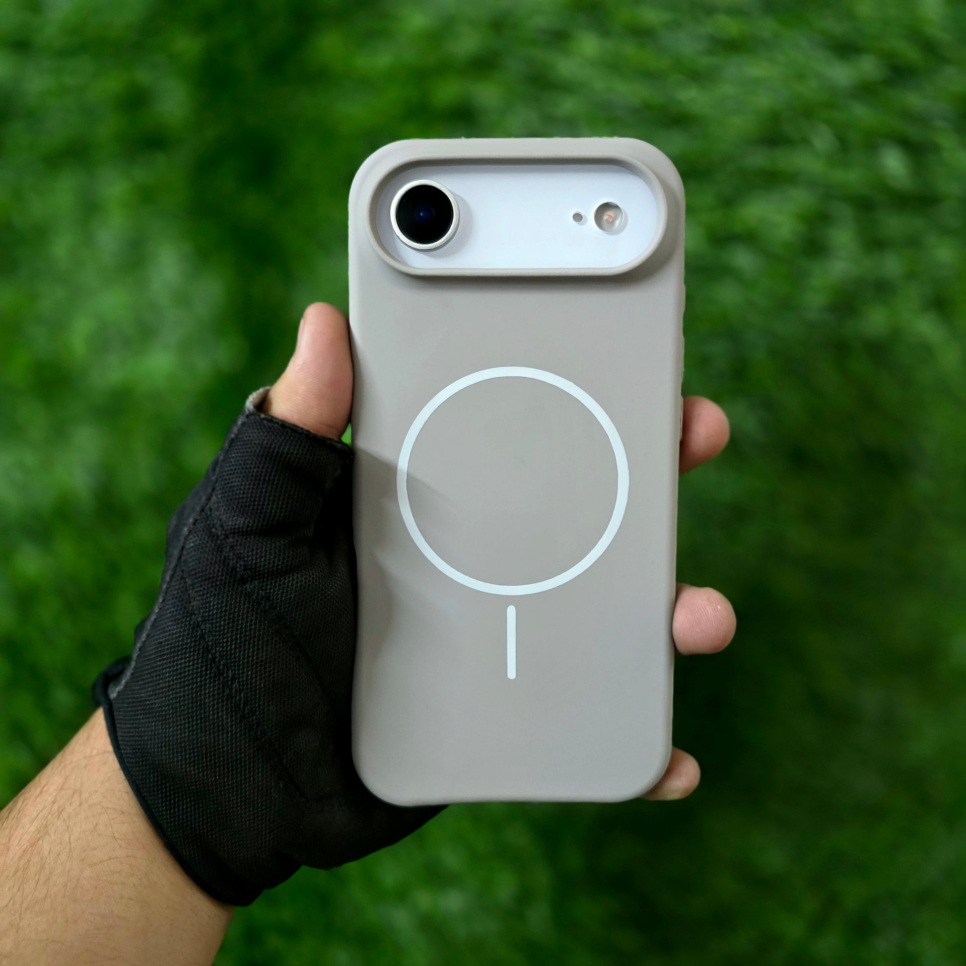 iPhone 17 Air Liquid Silicone Magsafe Case Skin Feel - Grey