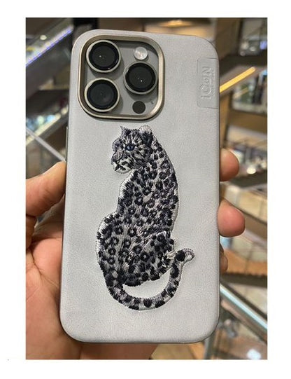 iPhone 15 3D Embroidery Animal Series Original Leather Case / Leopard Grey