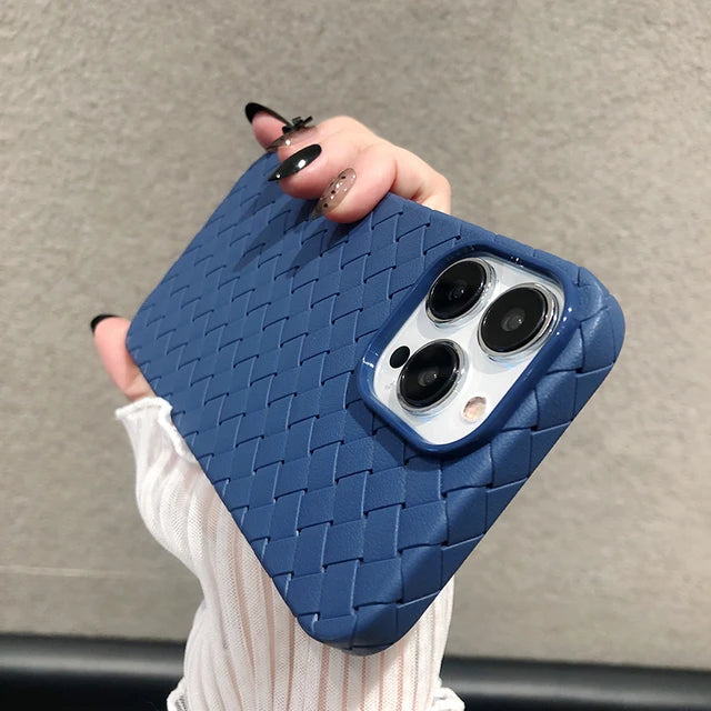 iPhone 15 Pro Luxury Weave Breathable Cooling Matte Soft Silicon Grid Case - Blue