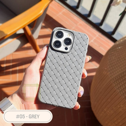 iPhone 16 Pro Max Luxury Weave Breathable Cooling Matte Soft Silicon Grid Case - Grey