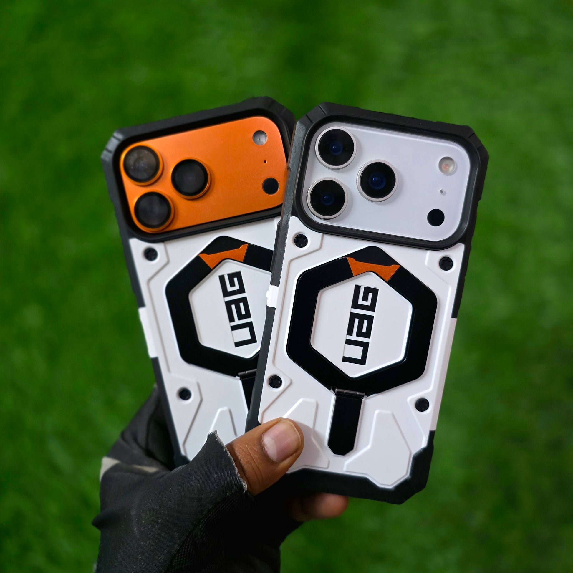 iPhone 17 Pro UAG Case, Military Grade Protective UAG Pathfinder Series with Magsafe & Kickstand - White