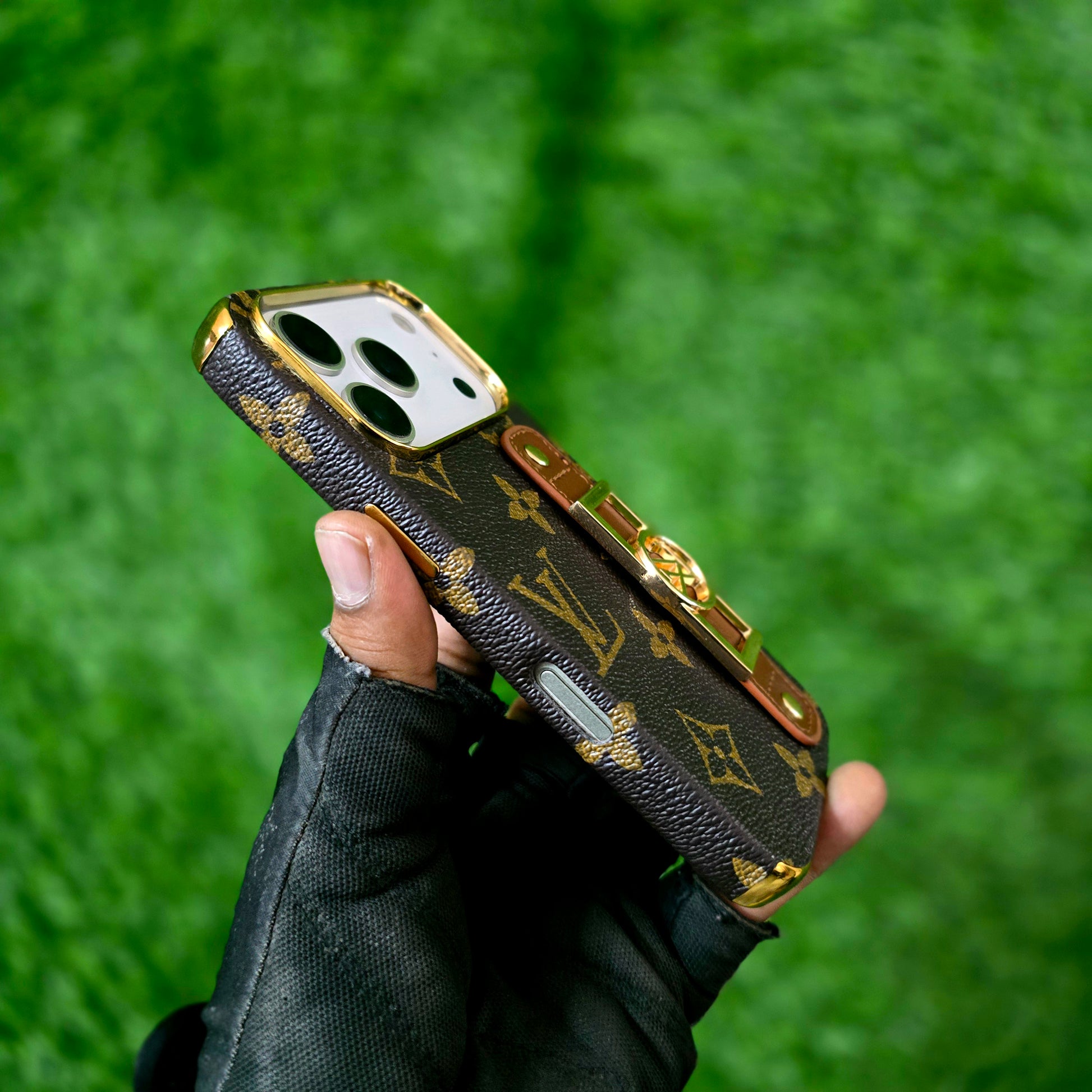 iPhone 17 Pro Max Luxurious Premium Louis Vuitton Leather Case with Belt - Brown