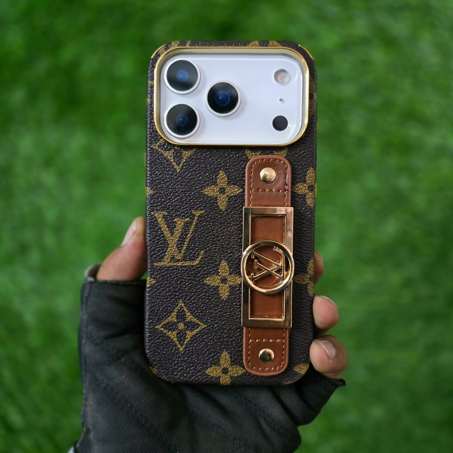 iPhone 17 Pro Max Luxurious Premium Louis Vuitton Leather Case with Belt - Brown