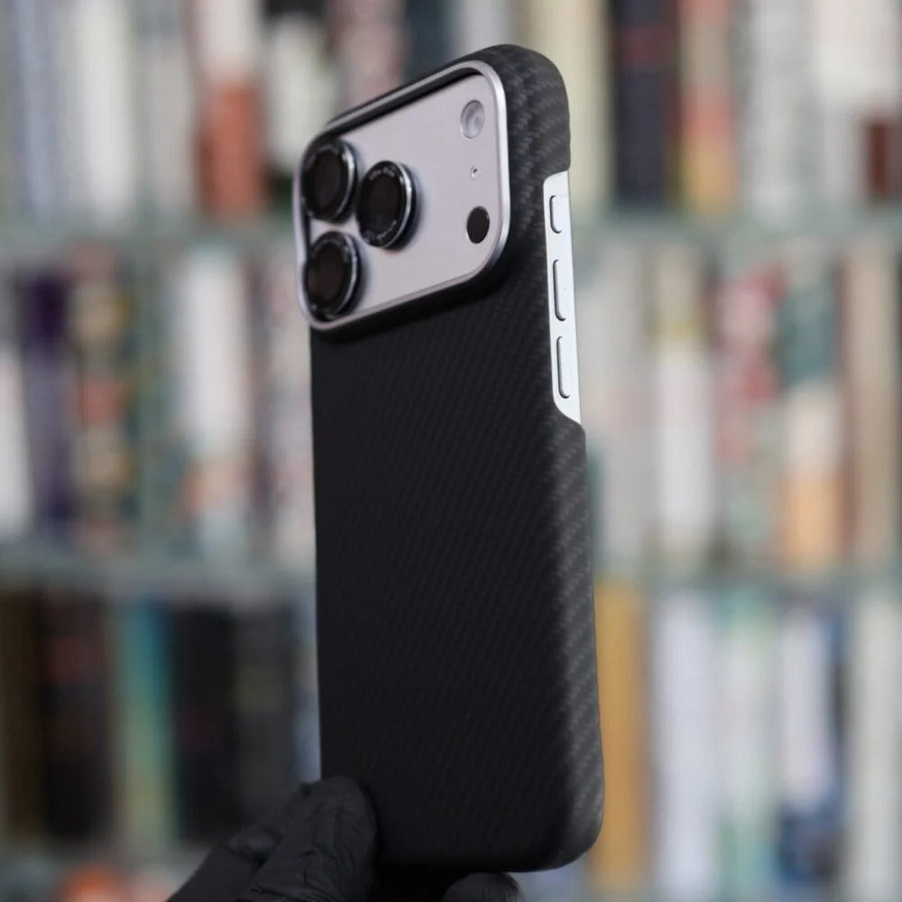 iPhone 18 Pro Carbon Case, 600D Carbon Fiber Texture Hard PC with Magsafe - Black