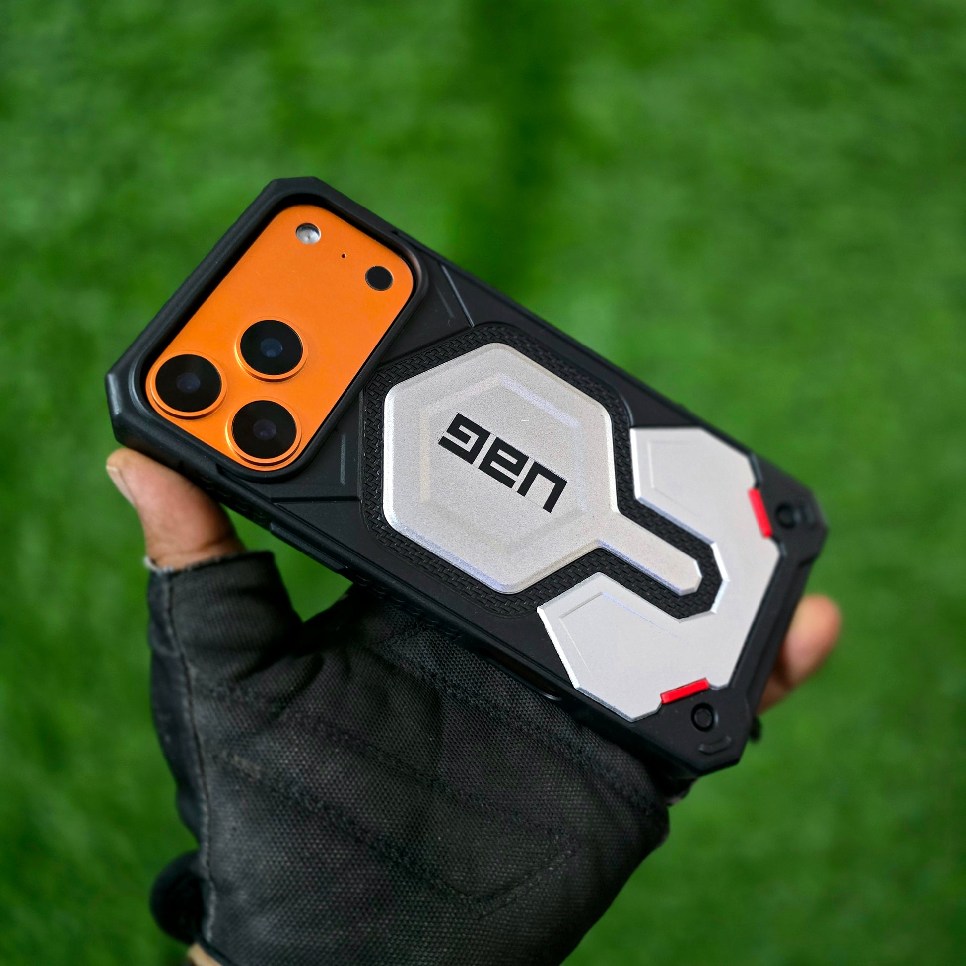 iPhone 17 Pro Max UAG Case, Monarch Pro Kevlar Series with Magsafe - Silver